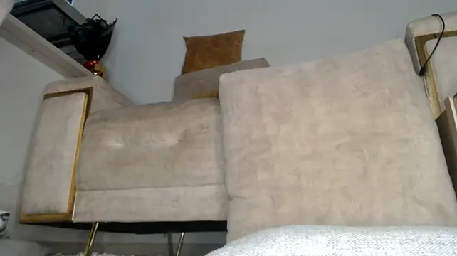 Trissa_Benson - Get naked