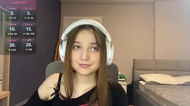 LunaBunny666 - sexy panties teasing