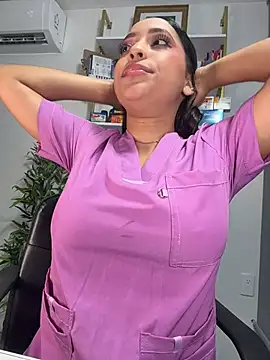 MiaCamille_ - ass very red