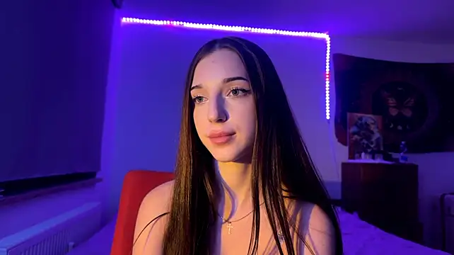 AntoninaErtle - Play with straps