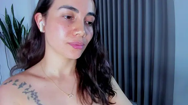 Sara_ospina22 - NAKED AND DANCE