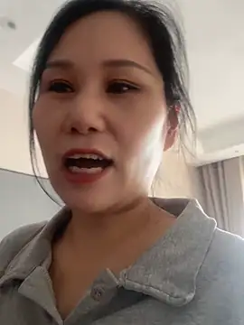 Lq_030683 - 众筹买小粉