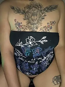 Brunettsex_0 - 4 DOIGTS CHATTE
