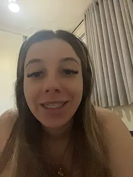 Loirinha_uai - Tira blusa