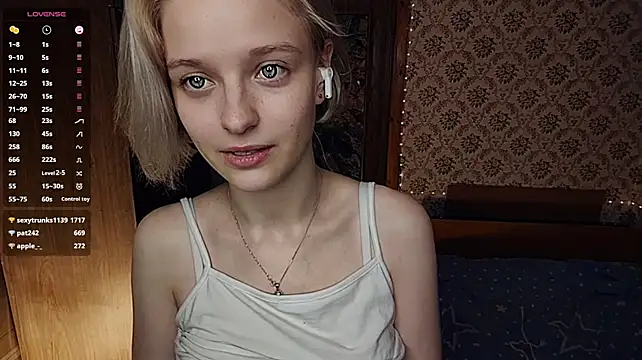 Smartemilia - make destroy hard pussy with vibrations