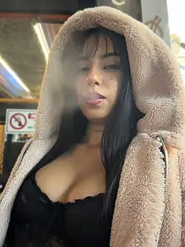 LilacNoir - 😈PLAY WITH CLIT 💋