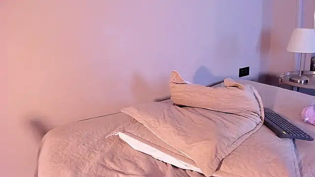 Ivy_leee - POUR ME INTO A FOUNTAIN