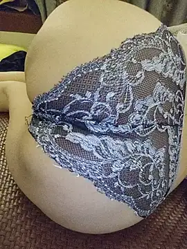 Hara_lusia83 - The girl is sexy, big, and seductive.