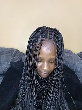 Cherrybabes - Last tipper gets a free whatsapp call