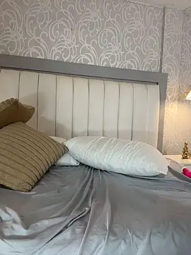 ScarletWills_ - lets play with my pussy 🥵✨💦