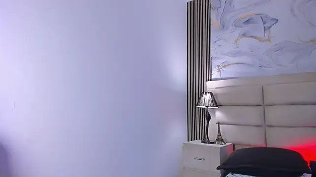 AmberGreyy_ - Flashs big boobs