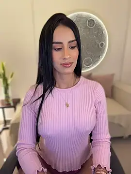 SarahhSmitth1 - I want to feel you. Touch me.