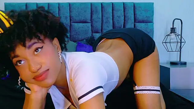 AmaraMonet - Deep Lush insertion & hard moans