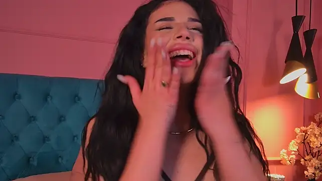 ReinaTriana - No way REINA ... do you squirt ?