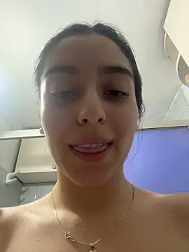 Belle_Lea - INSERT DILDO IN MY PUSSY IN SECRET