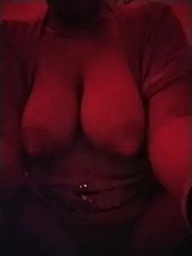 Dina05 - لحس الحلمات اخراج حليب🥵🍑🔥