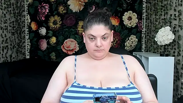 Exxxotic_Melons - Play with my hairy pussy!