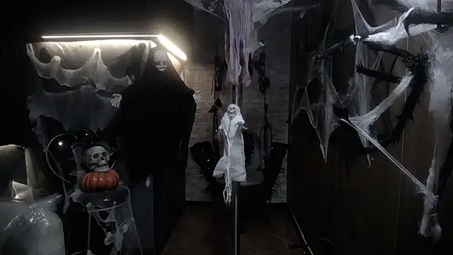 Belladonna_trix - Revote Ass 🖤🔮