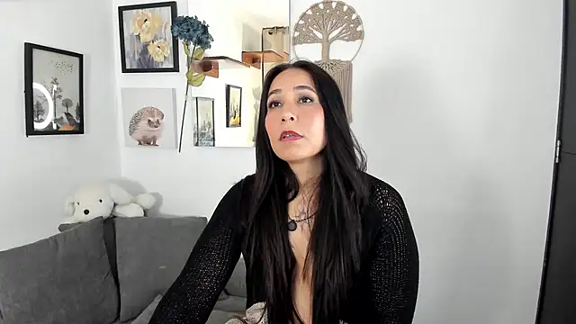 Electra_hunt - love me