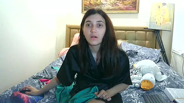 Iren - show ass no panties