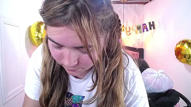 Laurha_ - Suck my fingers 💖