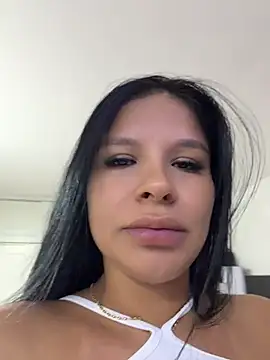 Elara_Luxe - Show squirts 💦