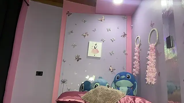 Ashlyrouxx - Stand up and Spin