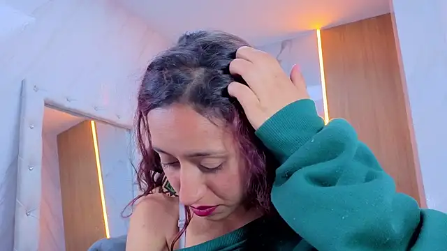 Lola_roses_tf - TWERK + SHOW OIL ASS WITHOUT PANTI