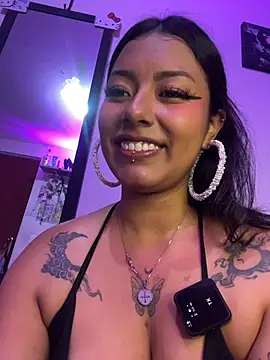 Katta_ossa - Touch my pussy over panties 💦