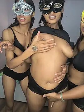 Kayra_queenx - next goal pussy slap with oil 20x both
