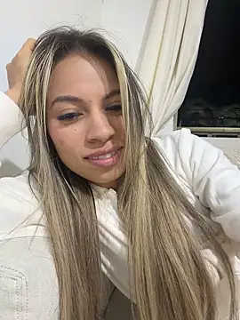 Mia_Rosee1 - Fuck my pussy + Plug anal🥵🥶