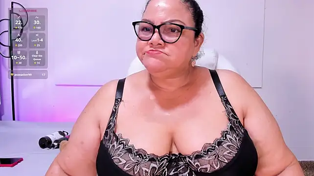 Mommy_cute - 5 slaps on my ass