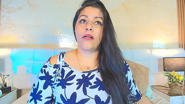 SexxyPamela - SHOW PUSSY CLOSE UP 🌸💦