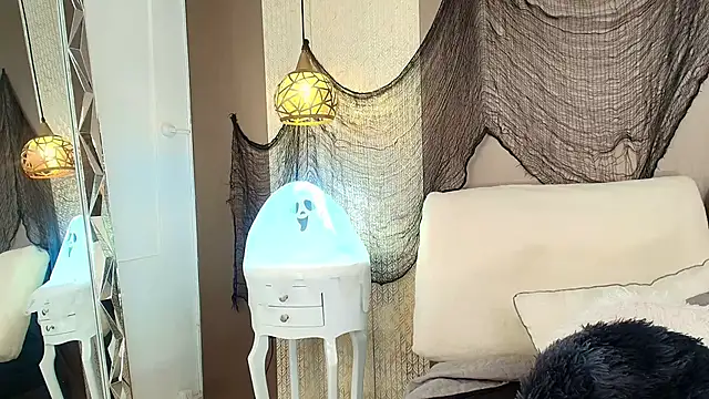 Tiifany_Baker - 💖fingers play ass💖