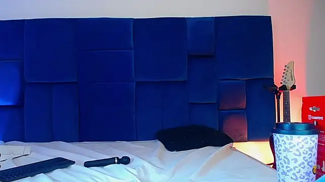 Catalehia1126 - play with my domii