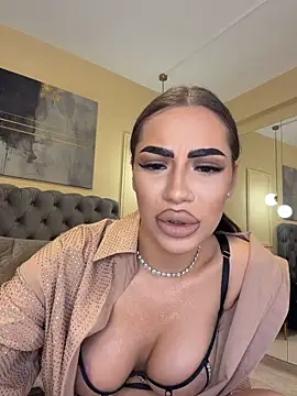 KimberShow - Let make Kimber wet