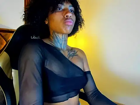 Morena_fireVs - Blowjob with two dildos