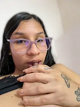 Danaeluxe - Riding my hard dildo 🍆🥵