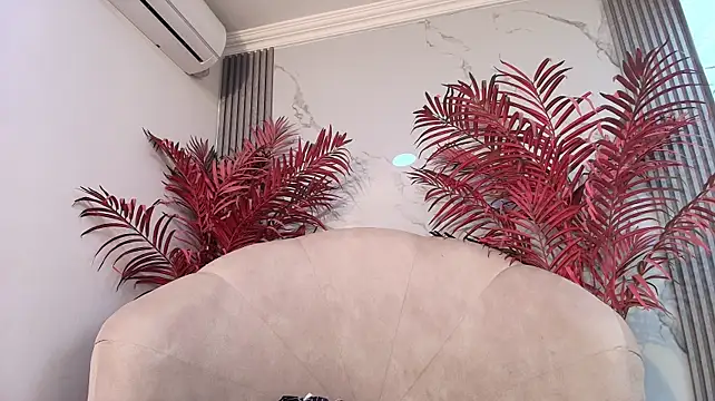 CristalRosse1 - 🌸fingers play pussy🌸