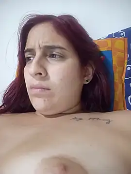 Sweet-Zoey - fuck pussy with the dildo