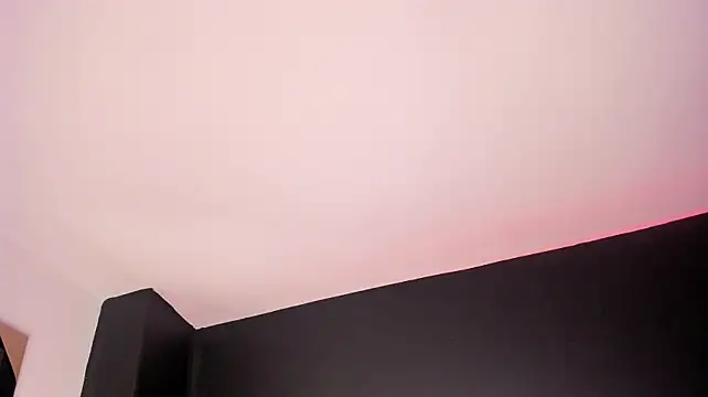 Alessialouren - oil on ass + 4 hard spankings