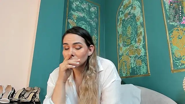 Sara_Gomez - show ass hole and rub
