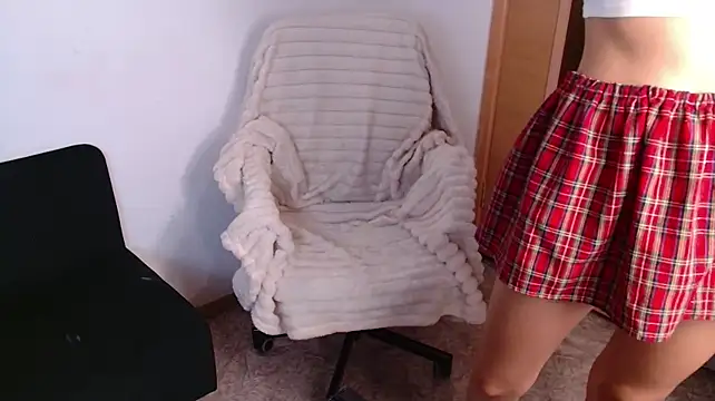 Evaa_here_ - Fuck pussy with a dildo