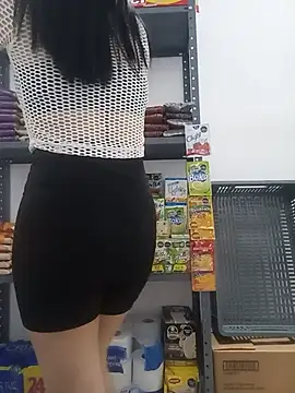 Victoria_Rosess - show us that lit and pretty pussy