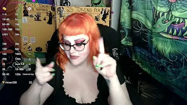 Kinky_Witch - Topless 3 Card Oracle Pull