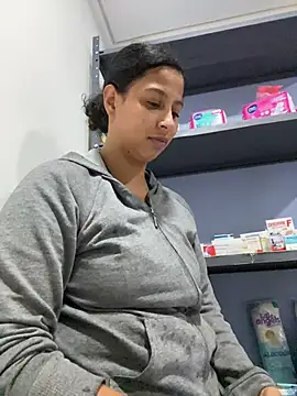Chloefixxx - LICK THOSE NIPPLES