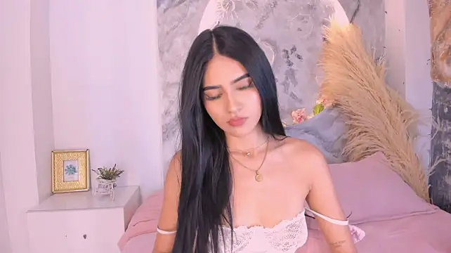 BellaaStorm - RUB MY TIGHT PUSSY IN DOGGY