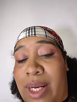 Yera_brown69 - Fuck your pussy 😈 squirt 💦💦