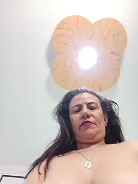 Marie_Mature - lick my clit