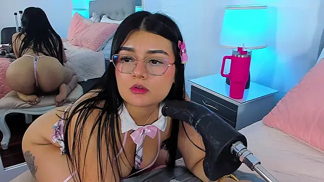 Samantha__Vega - You choose: pussy or mouth x3 min